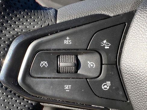 Used 2023 Chevrolet TrailBlazer RS image 17