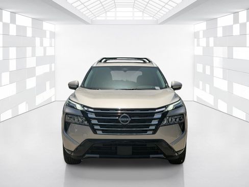 Used 2026 Nissan Rogue Platinum w/ Platinum Premium Package AWD/4WD image 2
