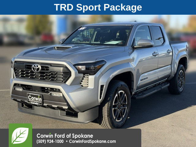 Used 2025 Toyota Tacoma TRD Sport AWD/4WD image 5