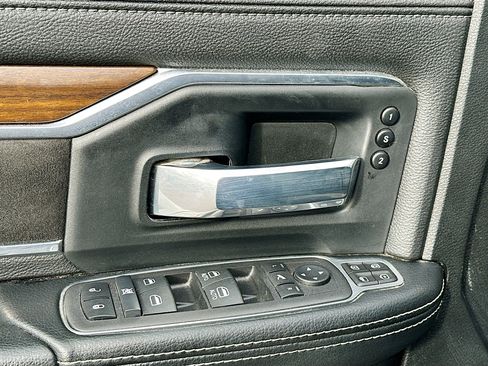 Used 2024 RAM 2500 Laramie image 15