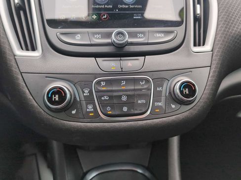 Used 2025 Chevrolet Malibu LT image 17