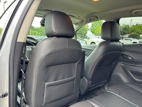Used 2019 Buick Encore Preferred FWD image 25