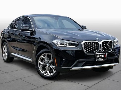Used 2023 BMW X4 xDrive30i w/ Premium Package image 3