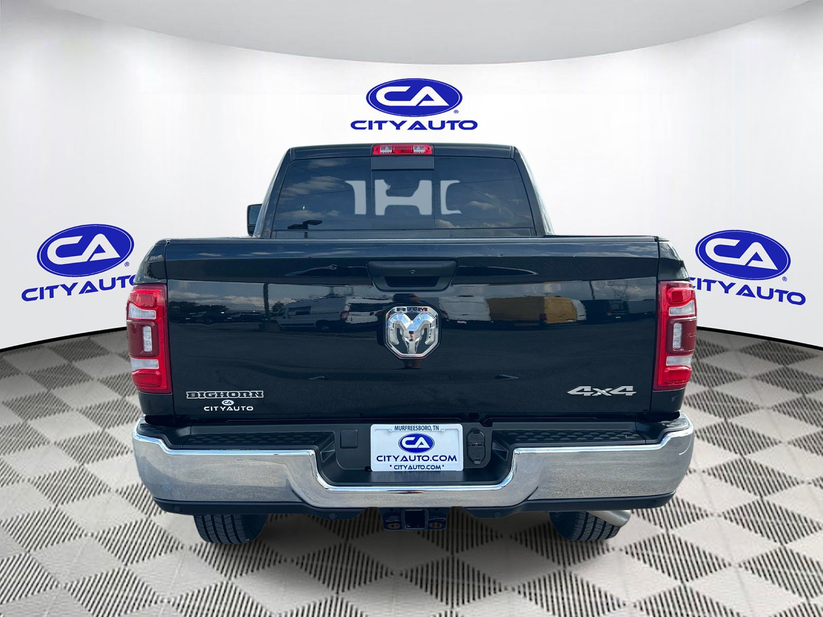 Used 2024 RAM 2500 Big Horn w/ Safety Group AWD/4WD image 4