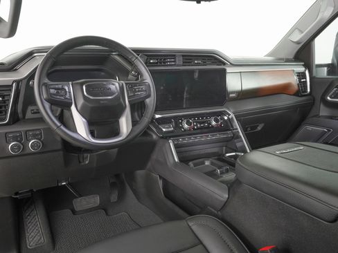 Used 2025 GMC Sierra 2500 Denali w/ Denali Reserve Package image 17