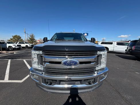 Used 2017 Ford F250 XLT w/ FX4 Off-Road Package AWD/4WD image 3