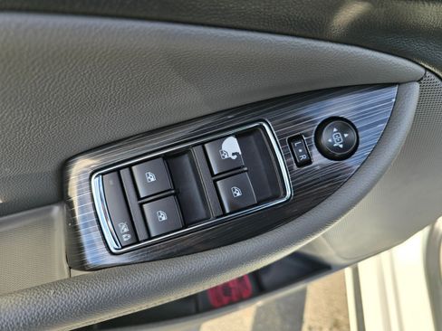 Used 2019 Chevrolet Impala LT image 27