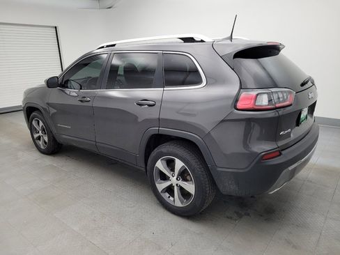 Used 2019 Jeep Cherokee Limited image 3