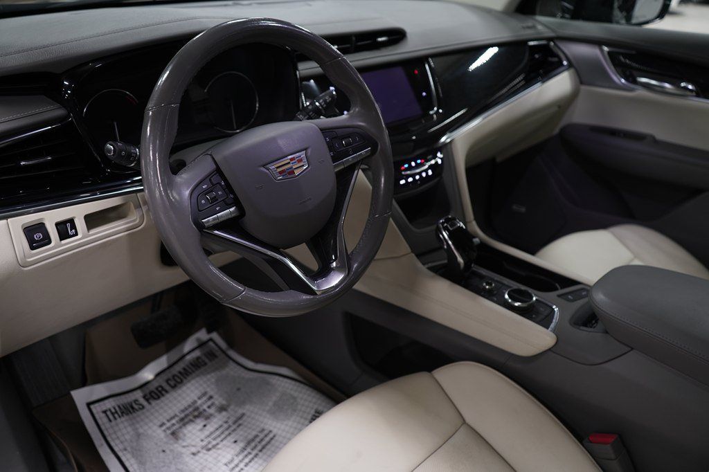 Used 2020 Cadillac XT6 Premium Luxury AWD/4WD image 10