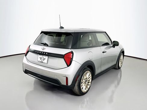 Certified 2025 MINI Cooper 2-Door Hardtop FWD image 5