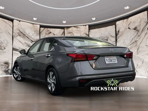 Used 2024 Nissan Altima 2.5 S FWD image 4