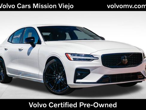 Used 2024 Volvo S60 B5 Plus FWD image 1