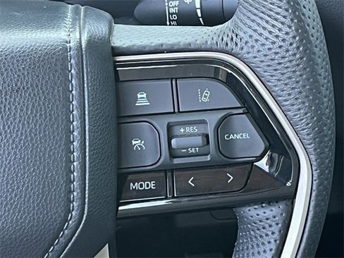 Used 2024 Toyota Tundra Limited image 15