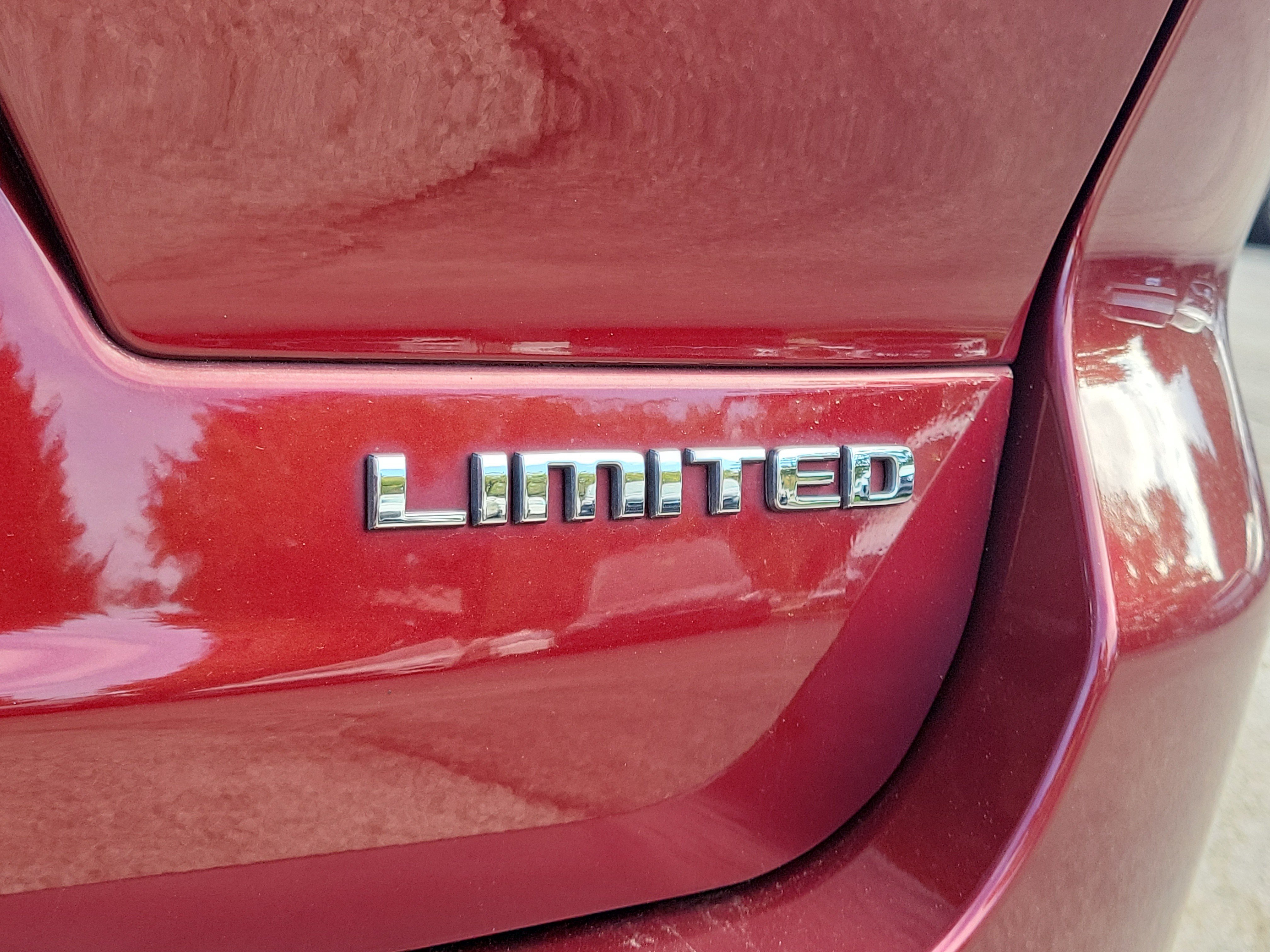 Used 2021 Jeep Grand Cherokee L Limited AWD/4WD image 7