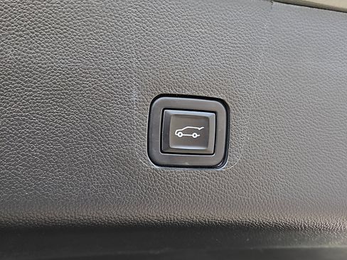 Certified 2022 Chevrolet Traverse LT w/ Midnight/Sport Edition image 29