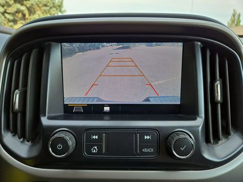 Used 2020 Chevrolet Colorado Z71 AWD/4WD image 24