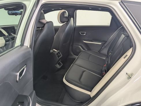 Used 2025 Kia K4 GT-Line Turbo FWD image 23