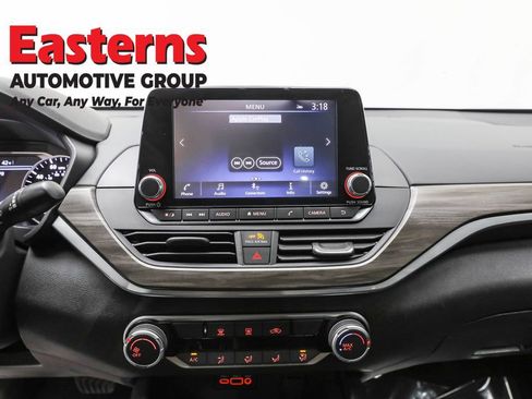 Used 2023 Nissan Altima 2.5 SL image 12