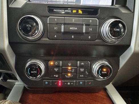 Used 2020 Ford F150 King Ranch w/ Equipment Group 601A Luxury image 27