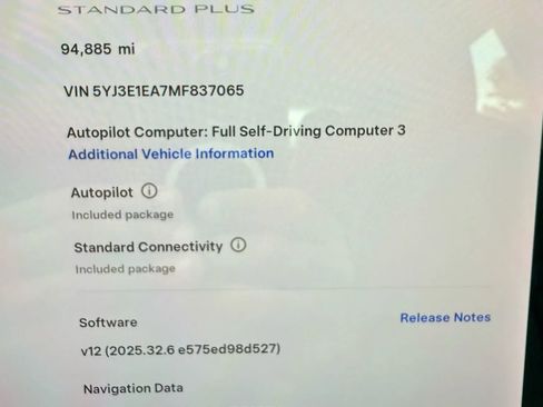 Used 2021 Tesla Model 3 Standard Range Plus image 18