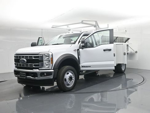 New 2024 Ford F450 XL w/ XL Chrome Package image 35