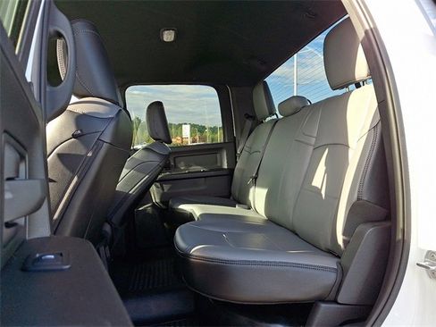 Used 2023 RAM 3500 Tradesman w/ Chrome Appearance Group image 10