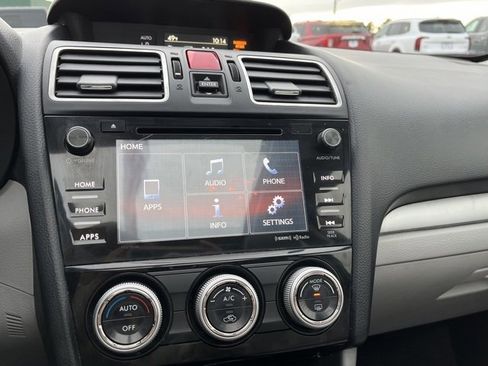 Used 2017 Subaru Forester 2.5i Premium image 37