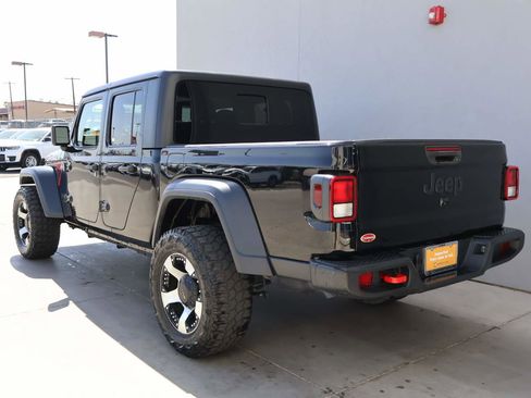 Used 2020 Jeep Gladiator Sport w/ Quick Order Package 24S AWD/4WD image 3