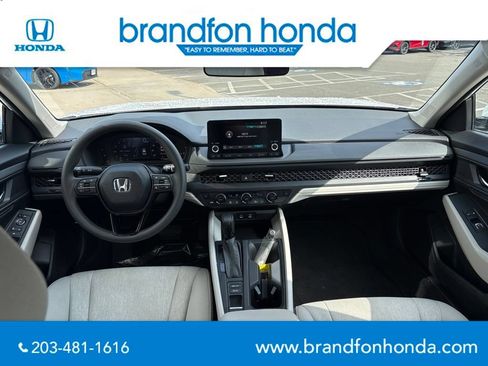 Used 2023 Honda Accord EX image 12