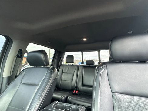 Used 2019 Ford F350 Lariat image 32
