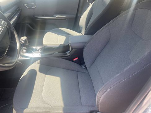 Used 2025 Kia K4 FWD image 25