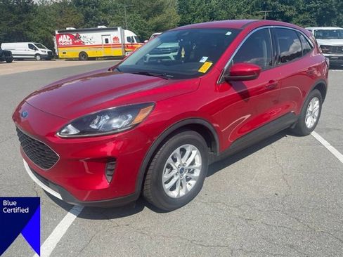 Certified 2020 Ford Escape SE FWD image 1