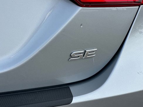 Certified 2021 Toyota Camry SE image 25