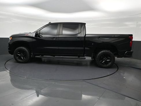 Used 2023 Chevrolet Silverado 1500 LT Trail Boss AWD/4WD image 2