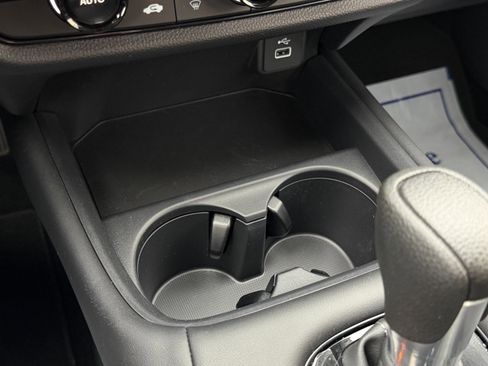 Certified 2023 Honda HR-V LX image 22