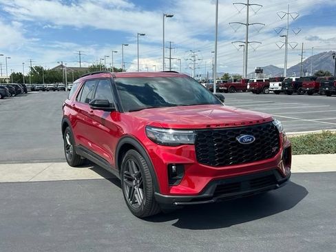 Used 2025 Ford Explorer ST w/ Sun And Sound Package AWD/4WD image 10