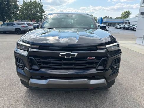 Certified 2024 Chevrolet Colorado Z71 w/ Z71 Convenience Package 2 AWD/4WD image 8
