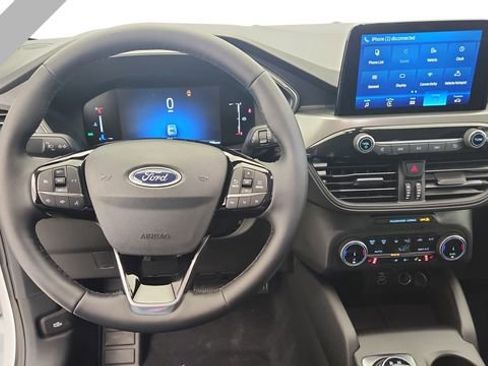 New 2026 Ford Escape Active w/ Cold Weather Package FWD image 15