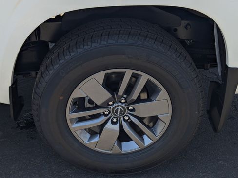 New 2026 Nissan Frontier SV w/ Tow Package RWD image 7