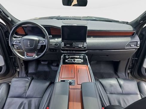 Used 2021 Lincoln Navigator Reserve w/ Luxury Package AWD/4WD image 10
