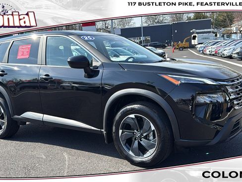 Certified 2025 Nissan Rogue SV image 1