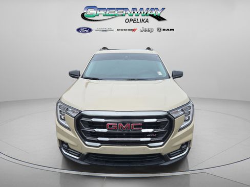 Used 2022 GMC Terrain AT4 w/ Infotainment Package II image 2