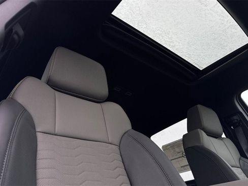 New 2026 Chevrolet Silverado 2500 ZR2 w/ LPO, Dark Essentials Package image 16