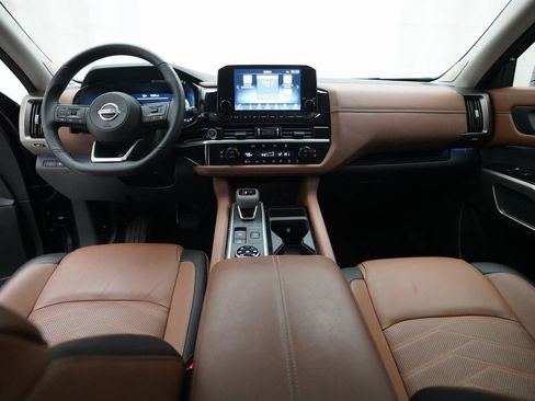 Certified 2024 Nissan Pathfinder Platinum w/ Cargo Package image 5