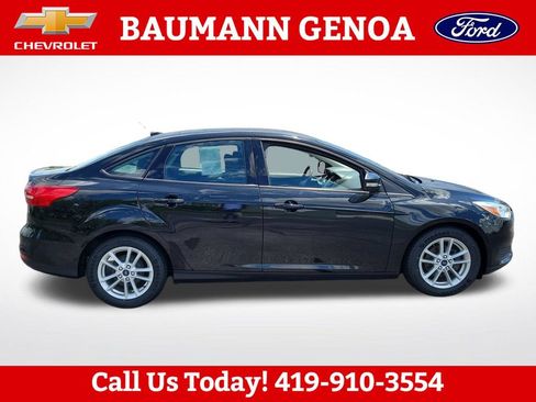 Used 2015 Ford Focus SE FWD image 6