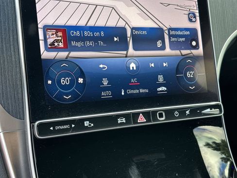 Used 2024 Mercedes-Benz GLC 300 image 27