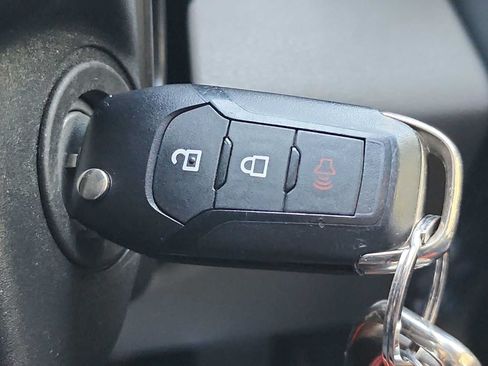 Used 2020 Ford F150 XL w/ Equipment Group 101A Mid RWD image 10