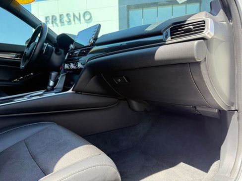 Used 2019 Honda Accord Sport image 16