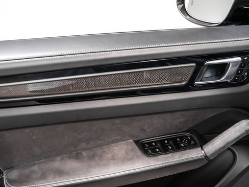 Certified 2023 Porsche Cayenne Turbo GT AWD/4WD image 46