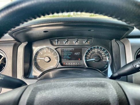 Used 2011 Ford F150 XLT w/ XLT Convenience Pkg image 12